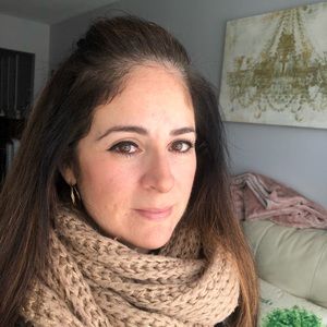 Meet your Posher, Diana